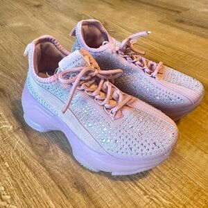 Link light pink sparkle‎ sneakers Size 12